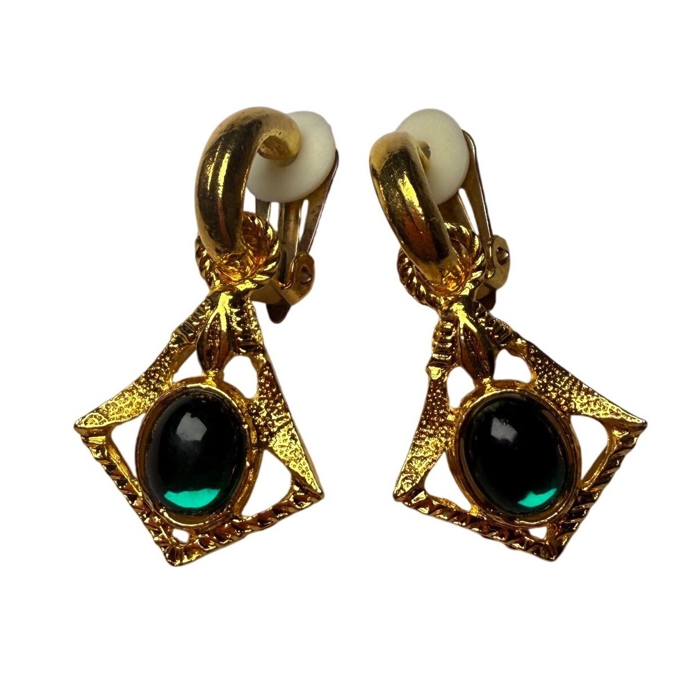 Vintage Gold Tone Green Cabochon Dangle Clip-On Earrings